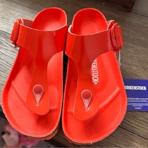Birkenstock Gizeh Big Buckle High-Shine Tomato
